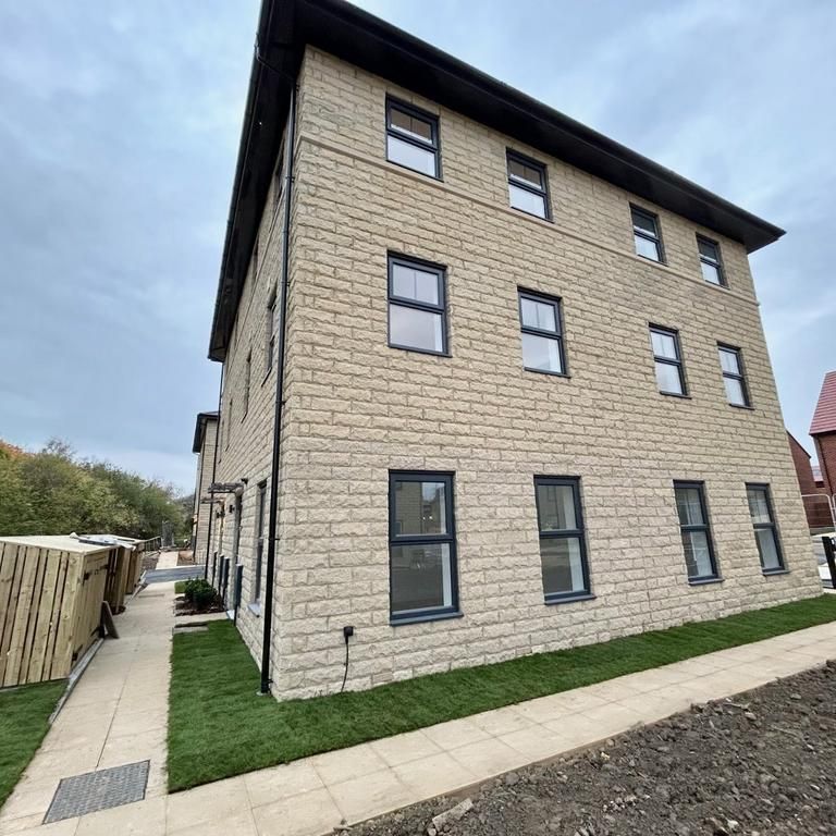 2 bedroom house to rent - Photo 1