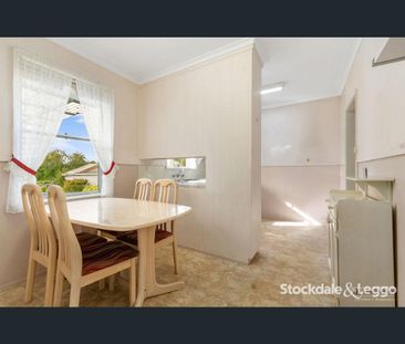10 Junier Street, Morwell, Vic 3840 - Photo 2