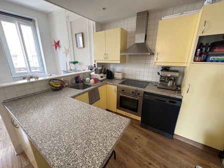 Location Appartement 3 pièces 55m² BORDEAUX 33000 - Photo 2