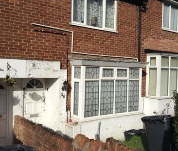 2 bedroom terraced house to rent - Photo 2