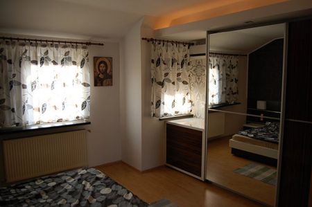 Crangasi 4 camere in Vila - Fotografie 4