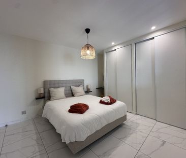 Location Appartement 2 pièces 31m² SETE 34200 - Photo 2