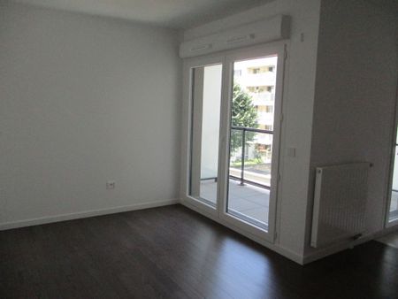 Location appartement 2 pièces, 50.83m², Joinville-le-Pont - Photo 2