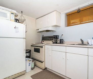 For Lease - 5 Westbourne Avenue Unit# basement, Toronto, Ontario - Photo 5