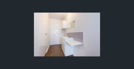 Studio Apartment with New Split System – Comfort and Convenience! - Photo 4