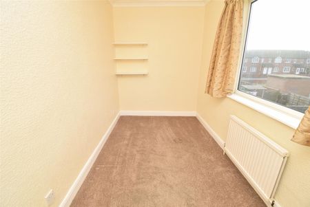 Cross Queen Street, Normanton - Photo 3