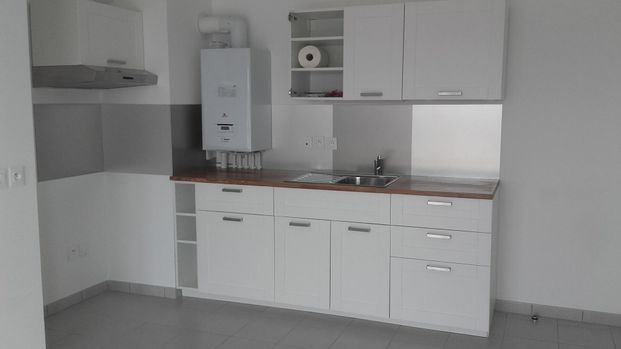 Appartement Menucourt 2 pièces 43.67 m2 + Parking - Photo 1