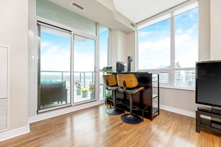 For Lease - 208 Enfield Place Unit# 3303, Mississauga, Ontario - Photo 3