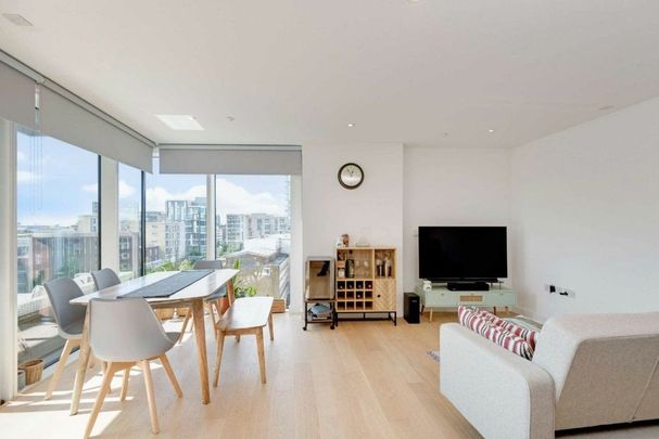 Woodberry Grove, Woodberry Down, N4 - Photo 1