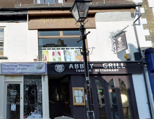 Sun Street, Waltham Abbey EN9, London - Photo 1