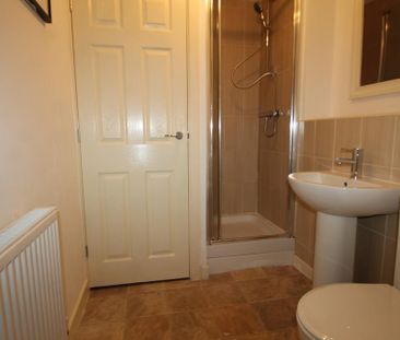 1 bedroom ground floor flat to rent - Photo 5