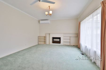 1/20 Maidstone Street, Ringwood - Photo 2