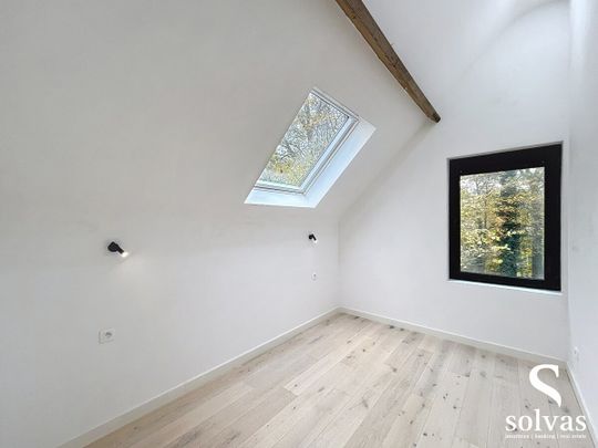 Top gerenoveerde woning met 3 slaapkamers, ruime tuin in prachtige natuur te Aalter EN uiterst energiezuinig. - Foto 1