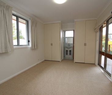 15 Meldrum Street, Weston ACT 2611 - House For Rent | Domain - Photo 2