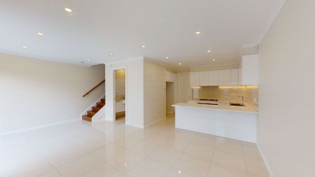 2/97 Blackburn Road Mount Waverley VIC - Photo 4