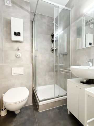 FÜR PENDLER UND WOCHENENDHEIMFAHRER !!! Apartment im Zentrum - Photo 5