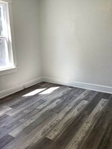 For Lease - 90 Kent Street Unit# 4, Norfolk, Ontario - Photo 4