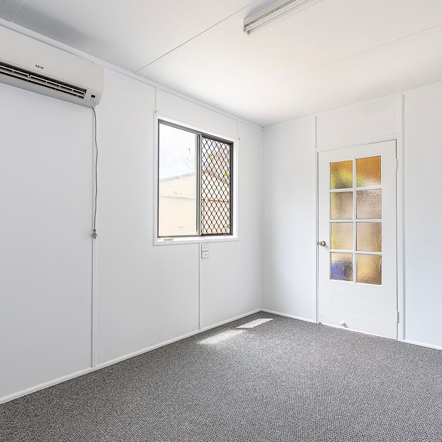 1412 Riverway Drive, Kelso QLD 4815 - House For Rent | Domain - Photo 1
