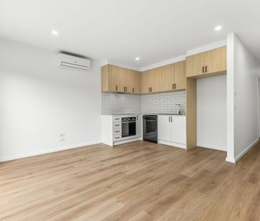 Contemporary Comfort in a Brand-New Home - Photo 3