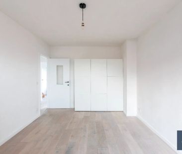 Instapklare eigendom met tuin te Mariakerke - Photo 4