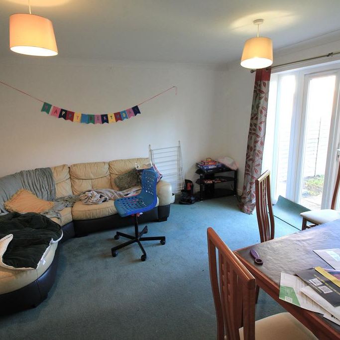 4 bedroom detached house to rent - Photo 1