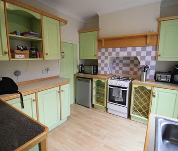 House - Terraced For Rent Leopold Street, Southsea - Photo 3