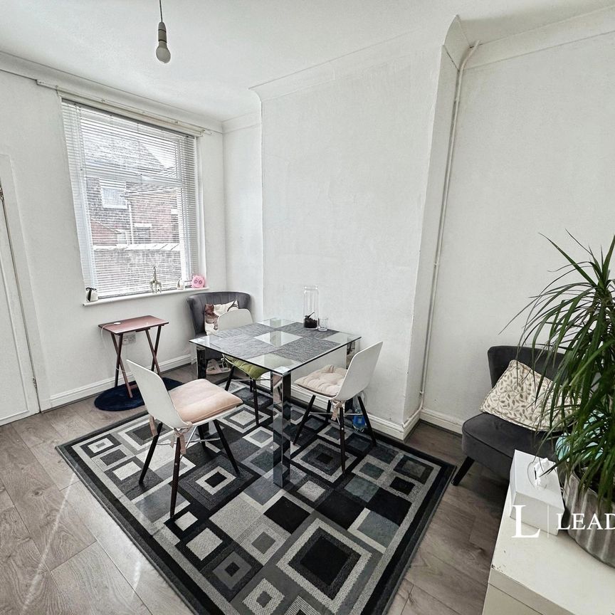 2 bedroom house to rent Woodall Street, Stoke-on-Trent, Staffordshire, ST1 - Photo 1