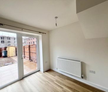 4 bedroom house to rent - Photo 1