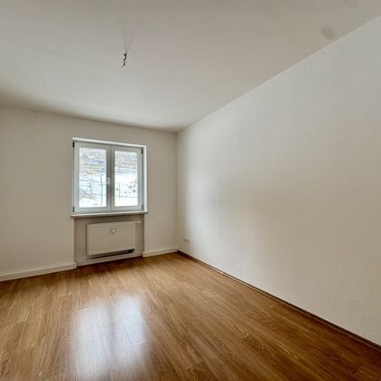 Helle 4-Raum Wohnung im Zentrum von Gelenau - Photo 3