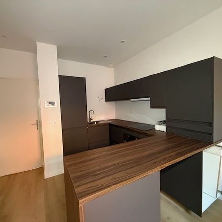 Location Appartement 2 pièces 31m² LA VALETTE DU VAR 83160 - Photo 3