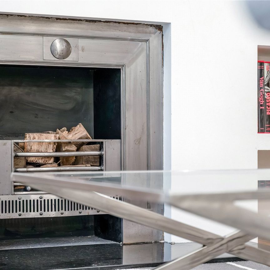 Elegant First-Floor Apartment with Lift, Porter and Private Outdoor Space – Bayswater W2 - Photo 1