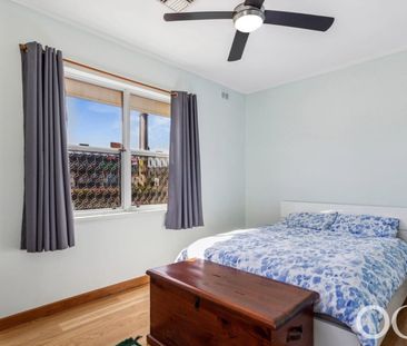 Open the Door to Spacious Family Living in a Prime Coastal Pocket - Photo 6