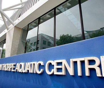 BEAUTIFULLY SPACIOUS ONE BEDROOM IN GREAT LOCATION - Photo 2