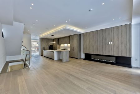 For Lease - 42 Cameron Avenue, Toronto, Ontario - Photo 4