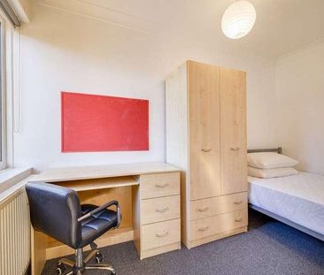 Warwick Road, Canterbury, CT1 - Photo 4