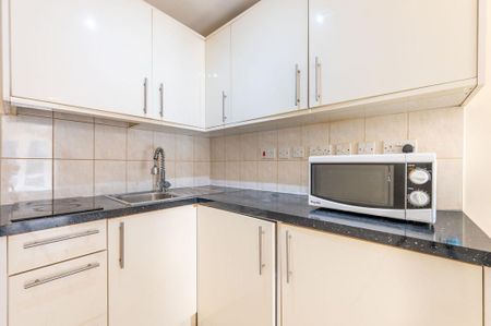 1 bedroom flat to rent - Photo 3