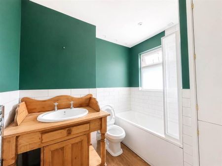 70A Trevor Street, Holywood, BT18 9NA - Photo 3