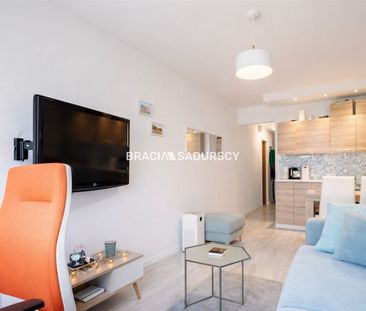 GUSTOWNA, PRZYTULNA KAWALERKA W NOWEJ HUCIE - Фото 5