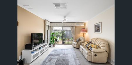 3 bedroom home in quiet location - Photo 4