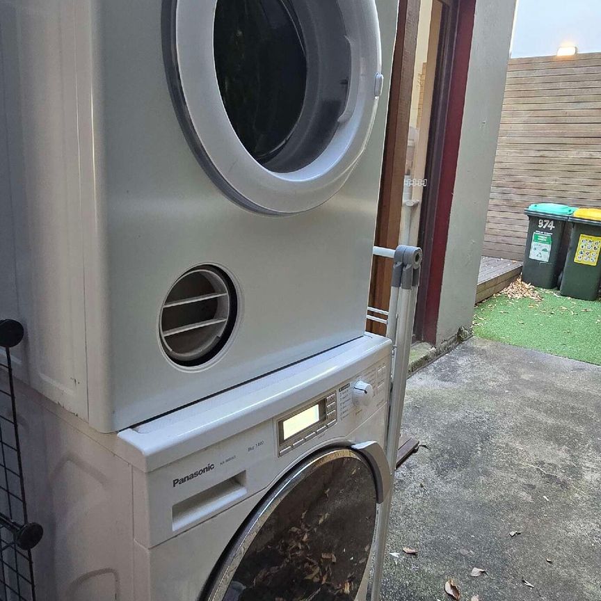 Paddington - Photo 1