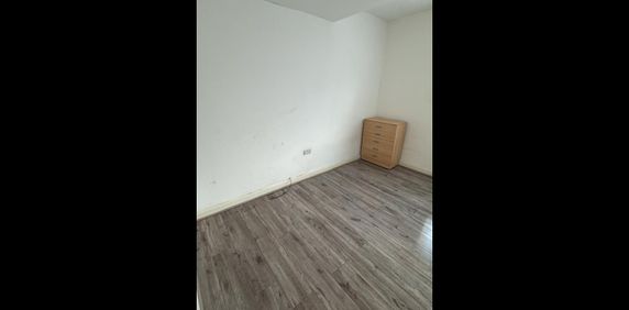 Studio Flat, Firhill Road, SE6 - Photo 2