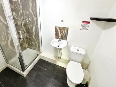 1 bedroom in a house share to rent - Photo 5