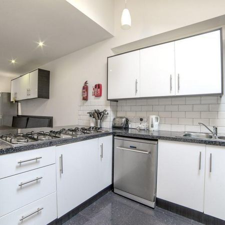 7 bedroom house to rent - Photo 3