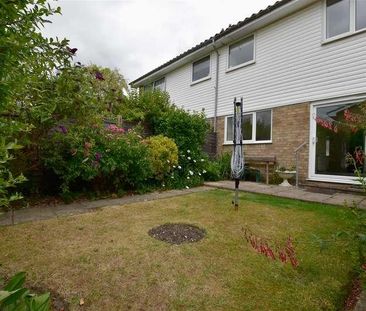 Summerly Avenue, Reigate, RH2 - Photo 6