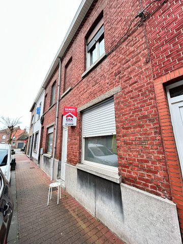 Wervik: Woning met 4 slaapkamers, garage en koer - Photo 4