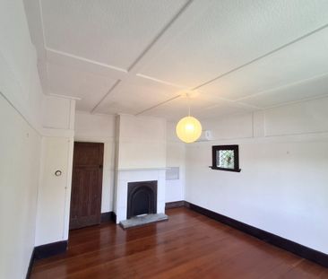 Newtown Villa - Photo 2