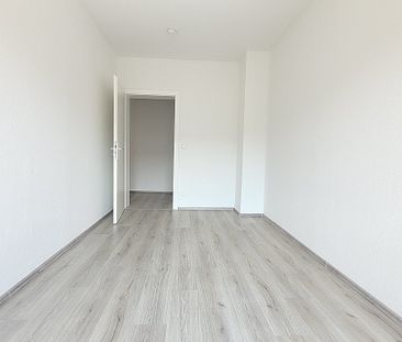 Gemütliche Wohnen leicht gemacht.. 3 Zimmer in der 2 Etage mit Balkon - Photo 3