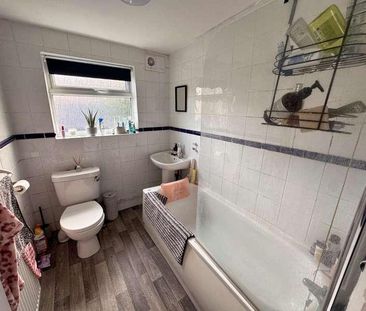 King Street, Tring, Hertfordshire, HP23 - Photo 1