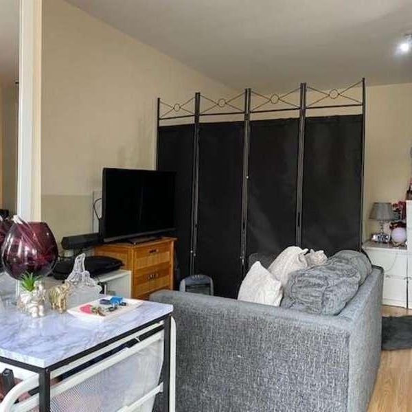 Newport Road, Cardiff, CF24 - Photo 1