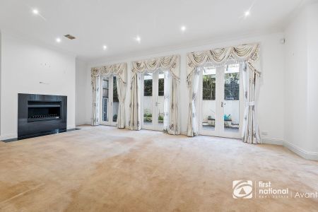 32 First Avenue, 3101, Kew Vic - Photo 2